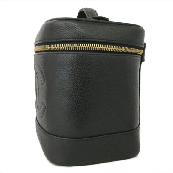 AUTH Black Chanel CC Leather Grained Calfskin Vanity Bag - Picture 3 of 14